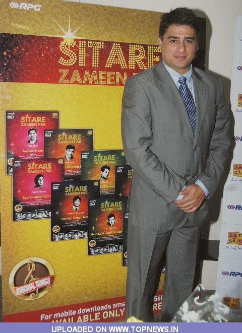 Ayub Khan at Launch of Album "Sitare Zameen Par"